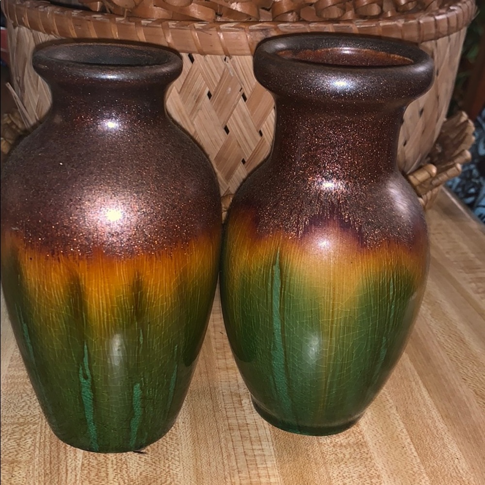 Small ceramic decorative vases